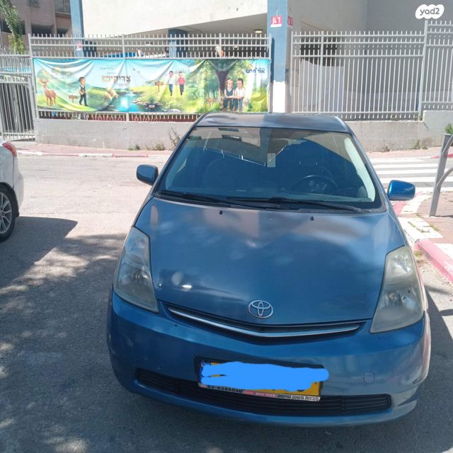 מודעת רכב טויוטה פריוס