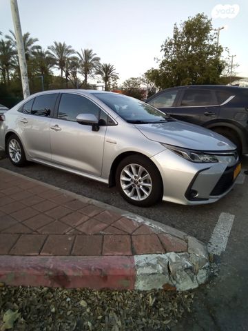 מודעת רכב טויוטה קורולה