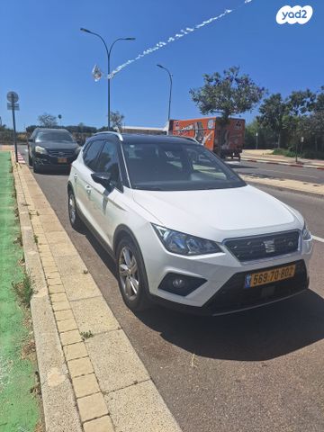 מודעת רכב סיאט ארונה
