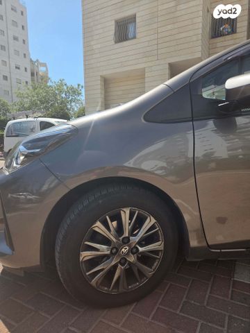 מודעת רכב טויוטה יאריס