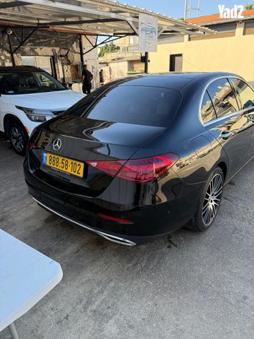 מודעת רכב מרצדס-בנץ C-class