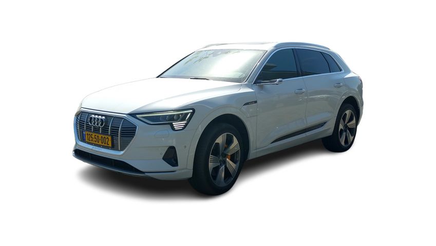 מודעת רכב אאודי E-tron