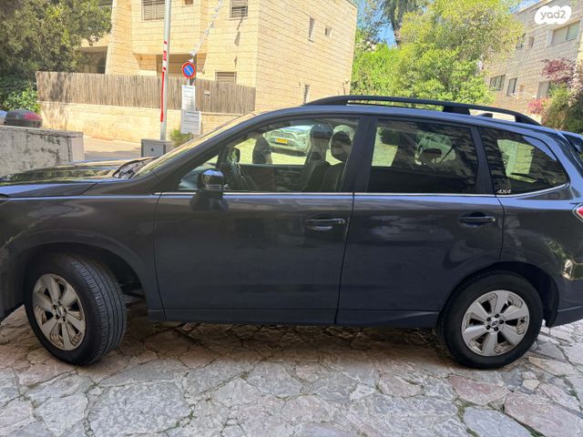 מודעת רכב סובארו פורסטר