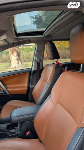 מודעת רכב טויוטה RAV4