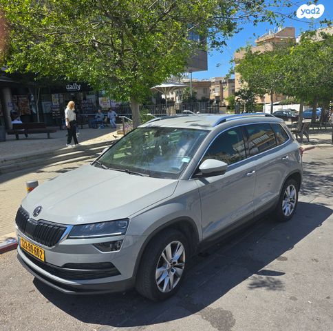 מודעת רכב סקודה קארוק