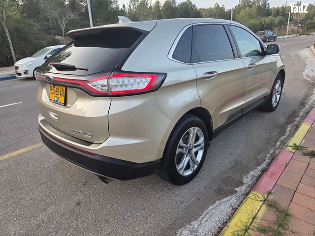 מודעת רכב פורד אדג' 1