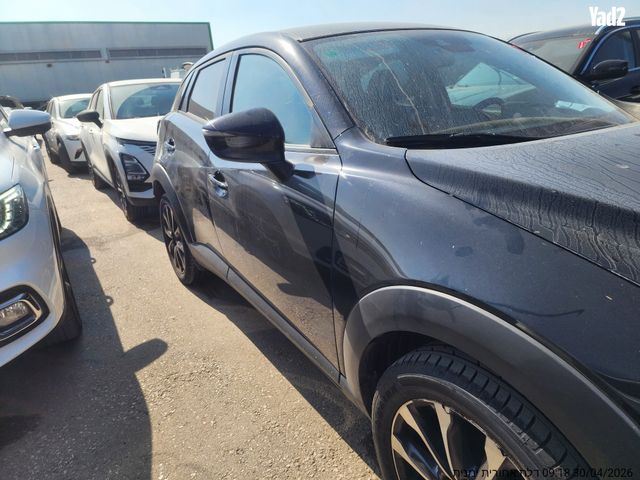מודעת רכב מאזדה CX-3
