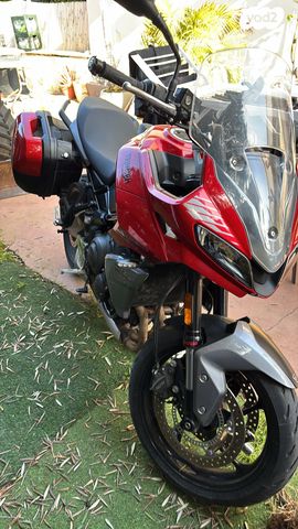 מודעת רכב טריומף Tiger 660