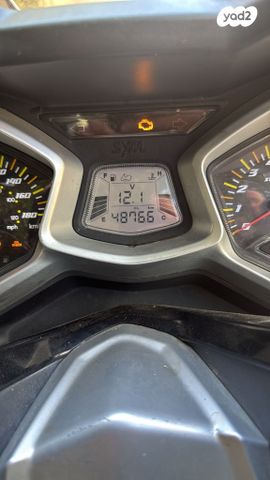 מודעת רכב סאן יאנג קרוזים 300