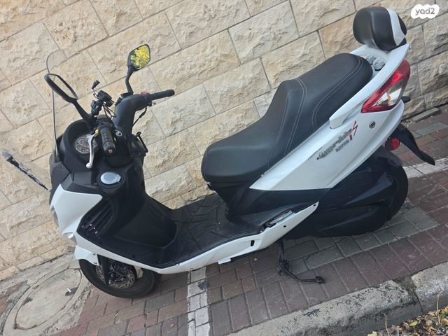 מודעת רכב סאן יאנג ג'וי רייד 125