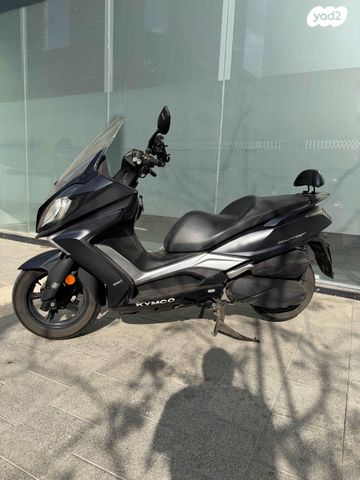 מודעת רכב קימקו דאון-טאון 350