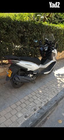 מודעת רכב סאן יאנג קרוזים 300