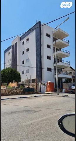 יצחק שמיר 22