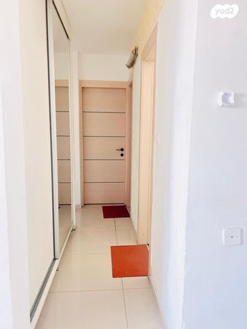 שדרות השופטים 14