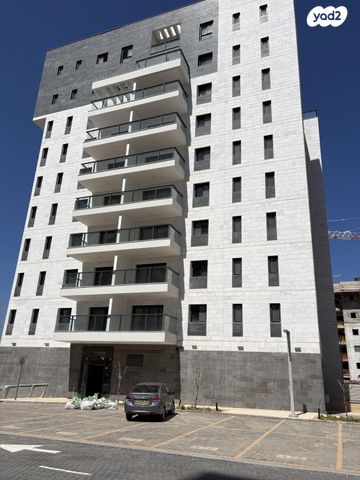 פרי מגדים 4