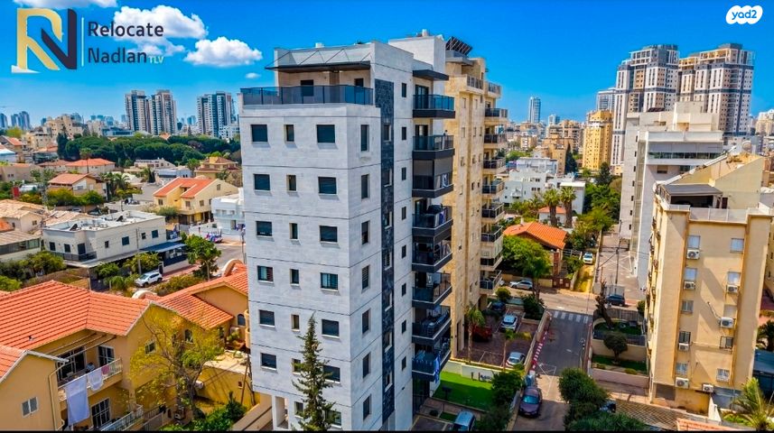 הכובשים 4