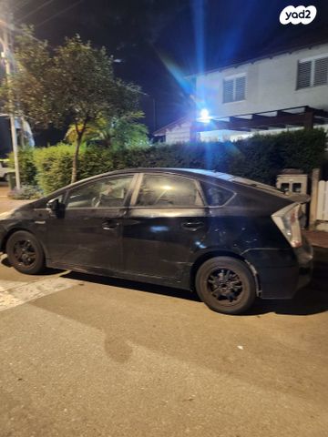 מודעת רכב טויוטה פריוס