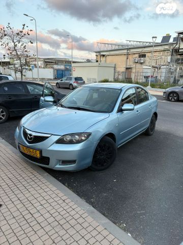 מודעת רכב מאזדה 3