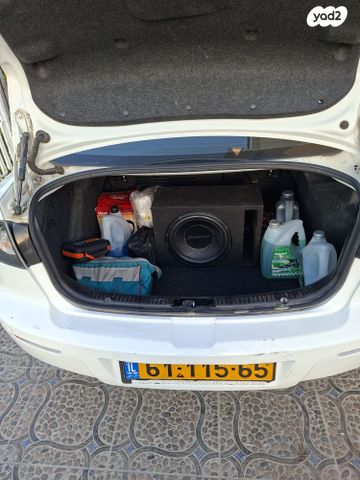 מודעת רכב מאזדה 3