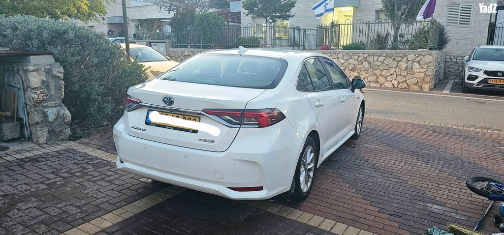 מודעת רכב טויוטה קורולה