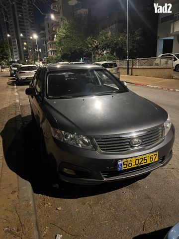 מודעת רכב קיה מג'נטיס