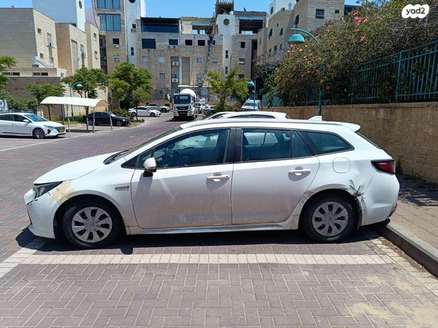 מודעת רכב טויוטה קורולה