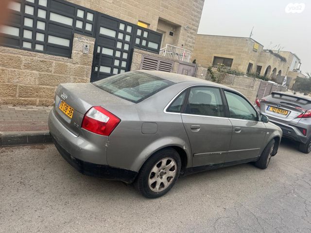 מודעת רכב אאודי A4