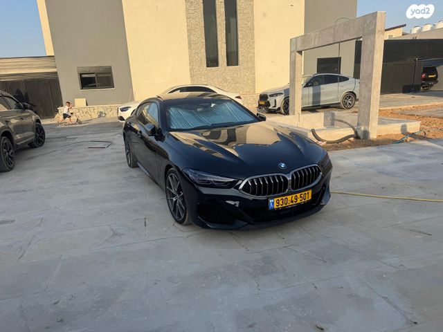 מודעת רכב ב מ וו סדרה 8