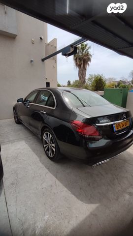 מודעת רכב מרצדס-בנץ C-class