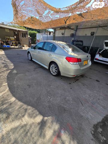 מודעת רכב סובארו B4/לגאסי