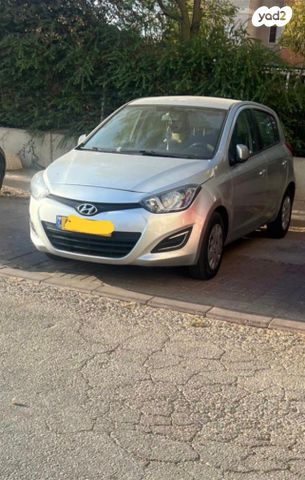 מודעת רכב יונדאי i20