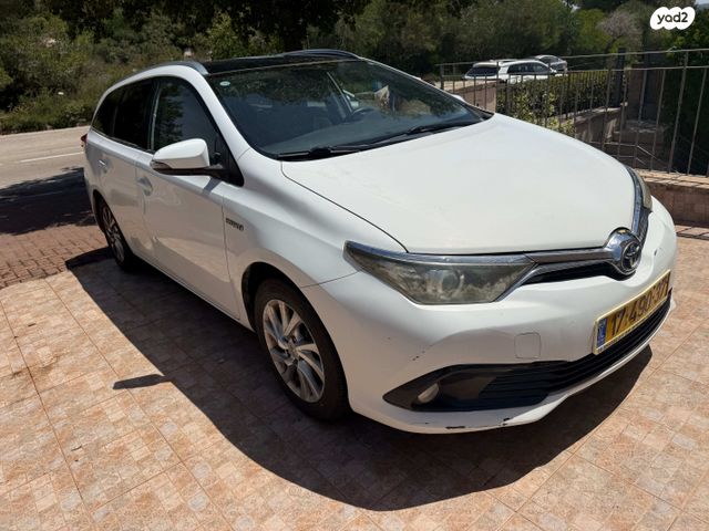 מודעת רכב טויוטה אוריס