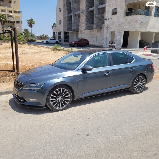 מודעת רכב סקודה סופרב