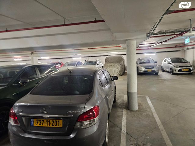 מודעת רכב מיצובישי אטראז'