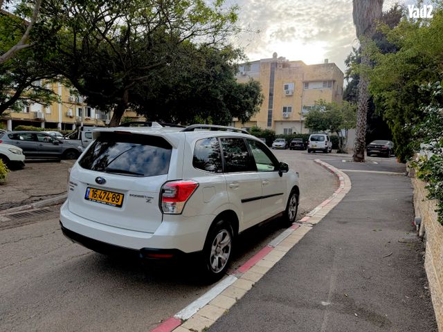 מודעת רכב סובארו פורסטר 2