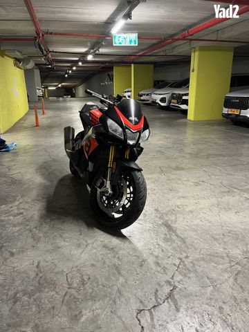 מודעת רכב אפריליה טואונו V4