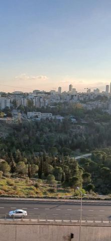 דירה למכירה בירושלים — 2