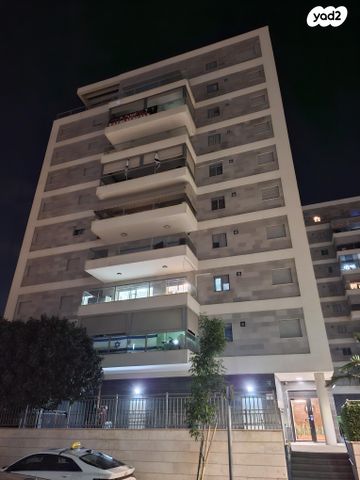 שוהם 15