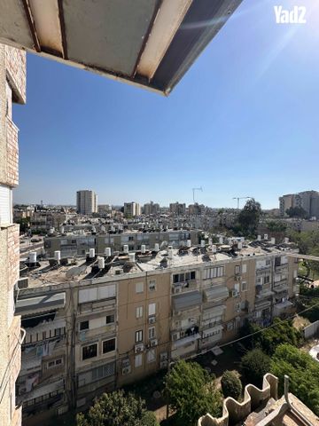 העצמאות 85