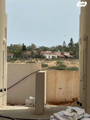 אל בחר 1