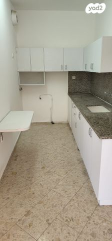 אלכסנדר סשה ארגוב 13