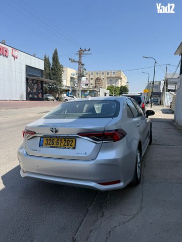 מודעת רכב טויוטה קורולה