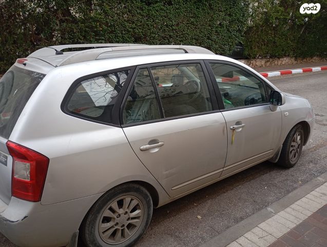 מודעת רכב קיה קארנס