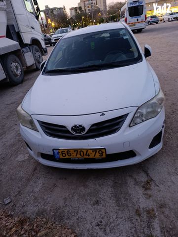 מודעת רכב טויוטה קורולה