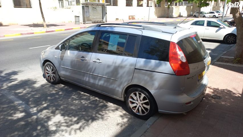 מודעת רכב מאזדה 5