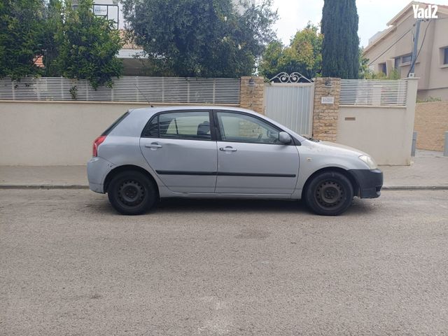 מודעת רכב טויוטה קורולה