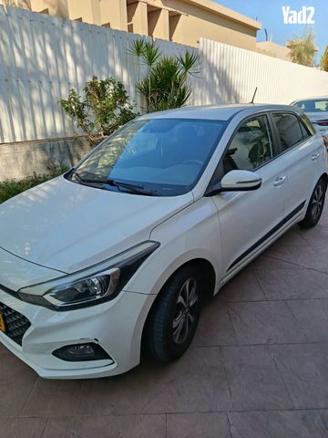 מודעת רכב יונדאי i20