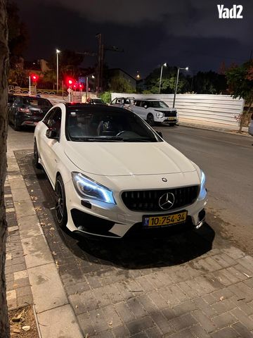 מודעת רכב מרצדס-בנץ CLA