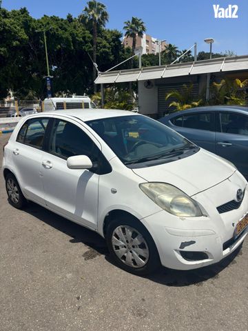 מודעת רכב טויוטה יאריס