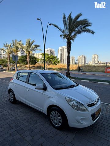 מודעת רכב יונדאי i20